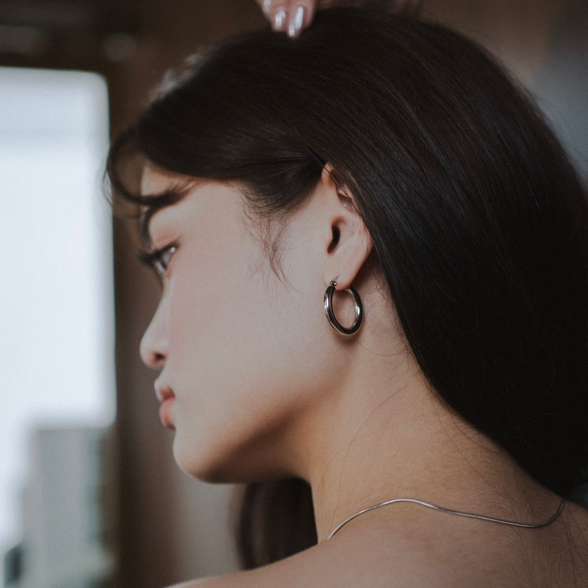Elara Hoop Earrings