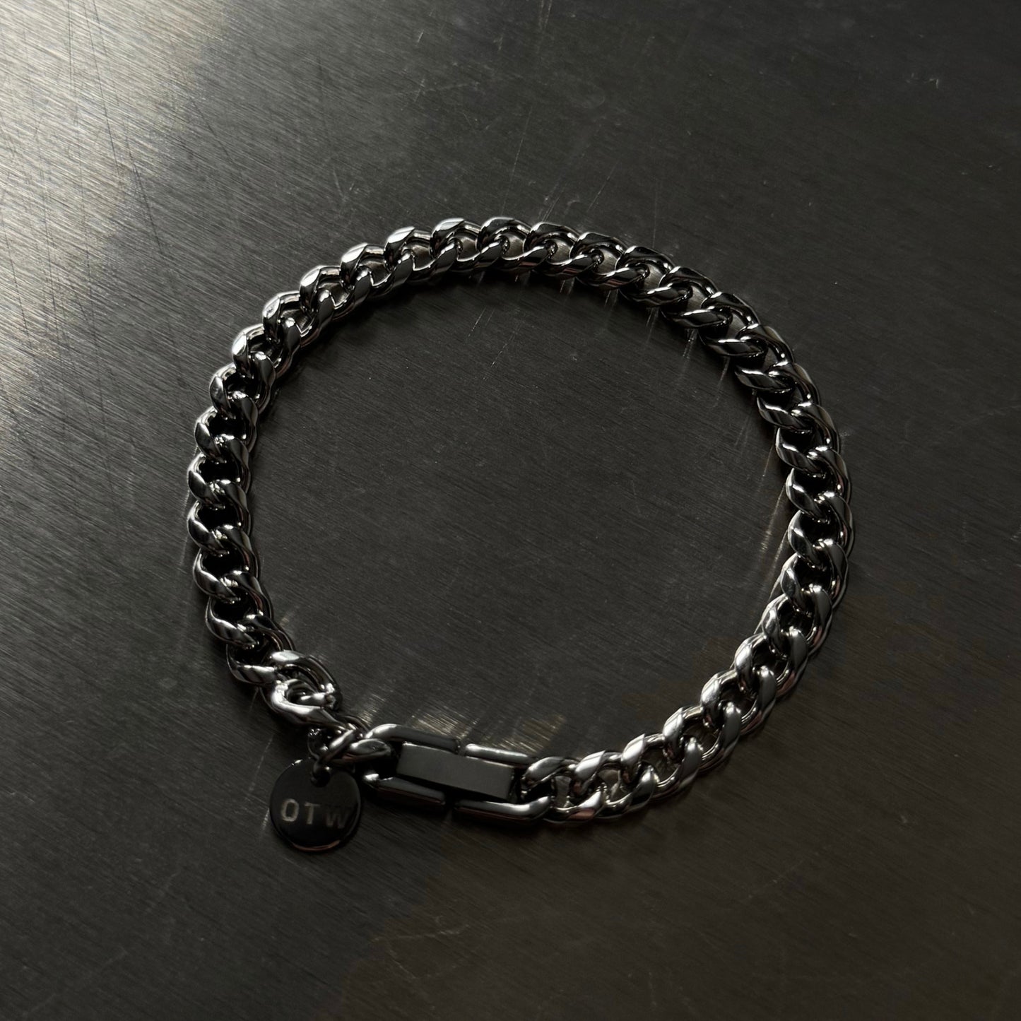 Minimal Cuban Bracelet